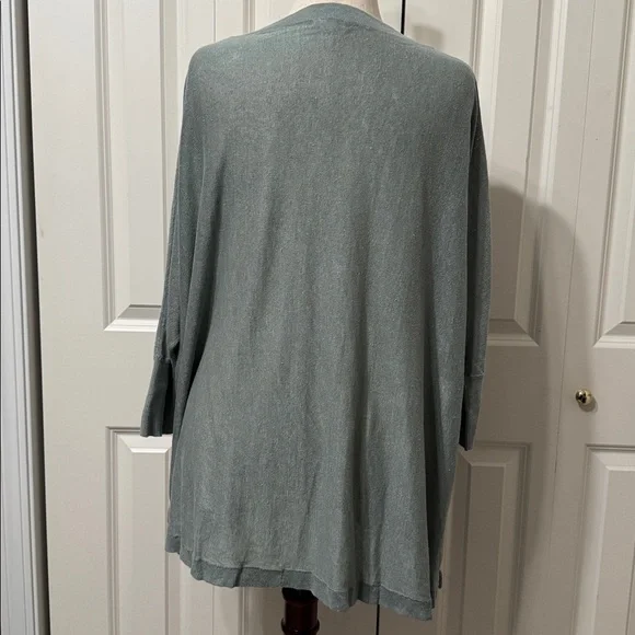 Garnet Hill Organic Linen V-Neck Oversized Sweater in light teal blue. - Picture 4 of 7